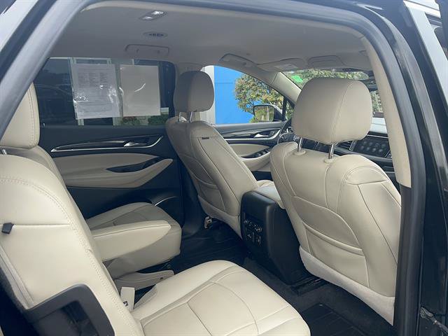 Used 2019 Buick Enclave Premium AWD/4WD image 17