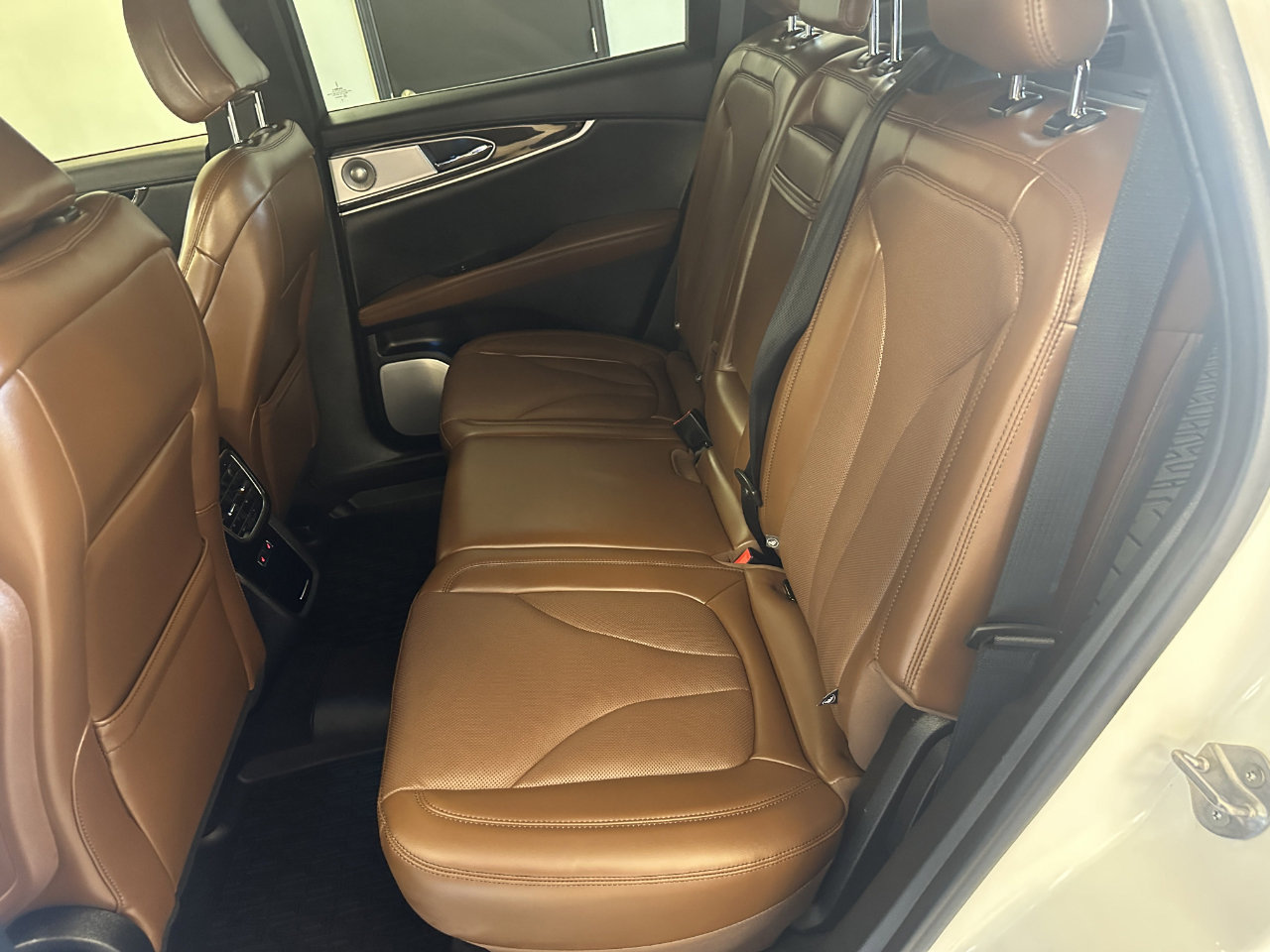 Used 2023 Lincoln Nautilus Reserve w/ Equipment Group 202A image 56