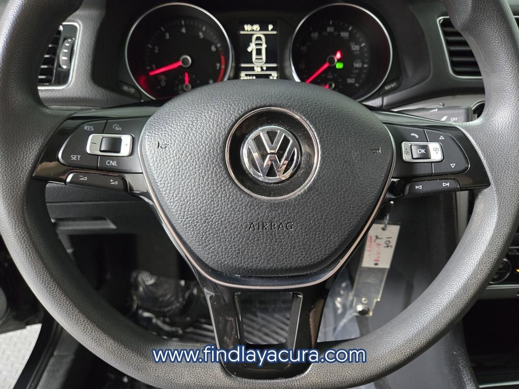 Used 2017 Volkswagen Passat 1.8T S FWD image 20