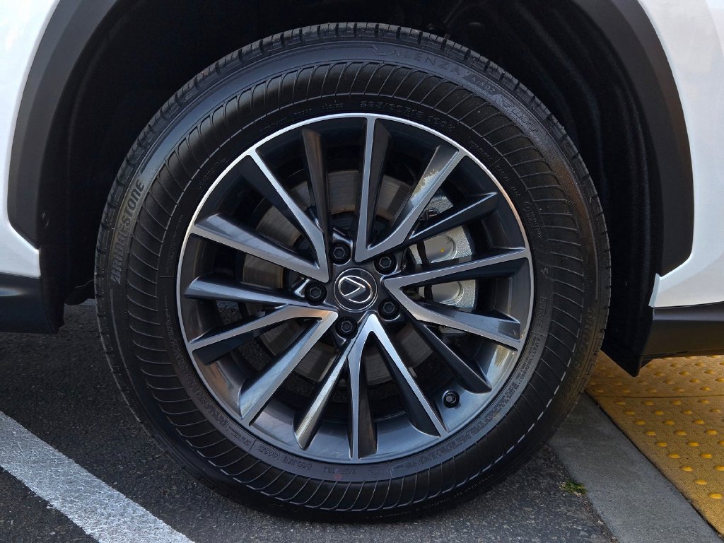 Used 2025 Lexus NX 350h AWD w/ Accessory Package (2T) image 9