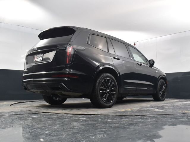 Used 2023 Cadillac XT6 Sport w/ LPO, ONYX Package image 48
