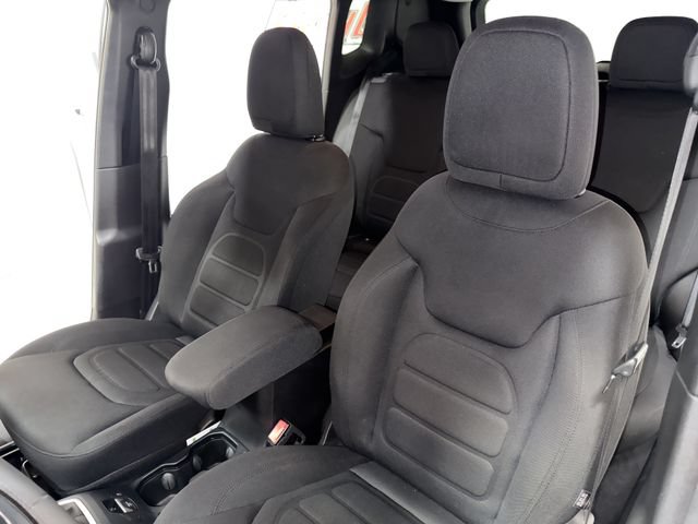 Used 2021 Jeep Renegade Latitude FWD image 12