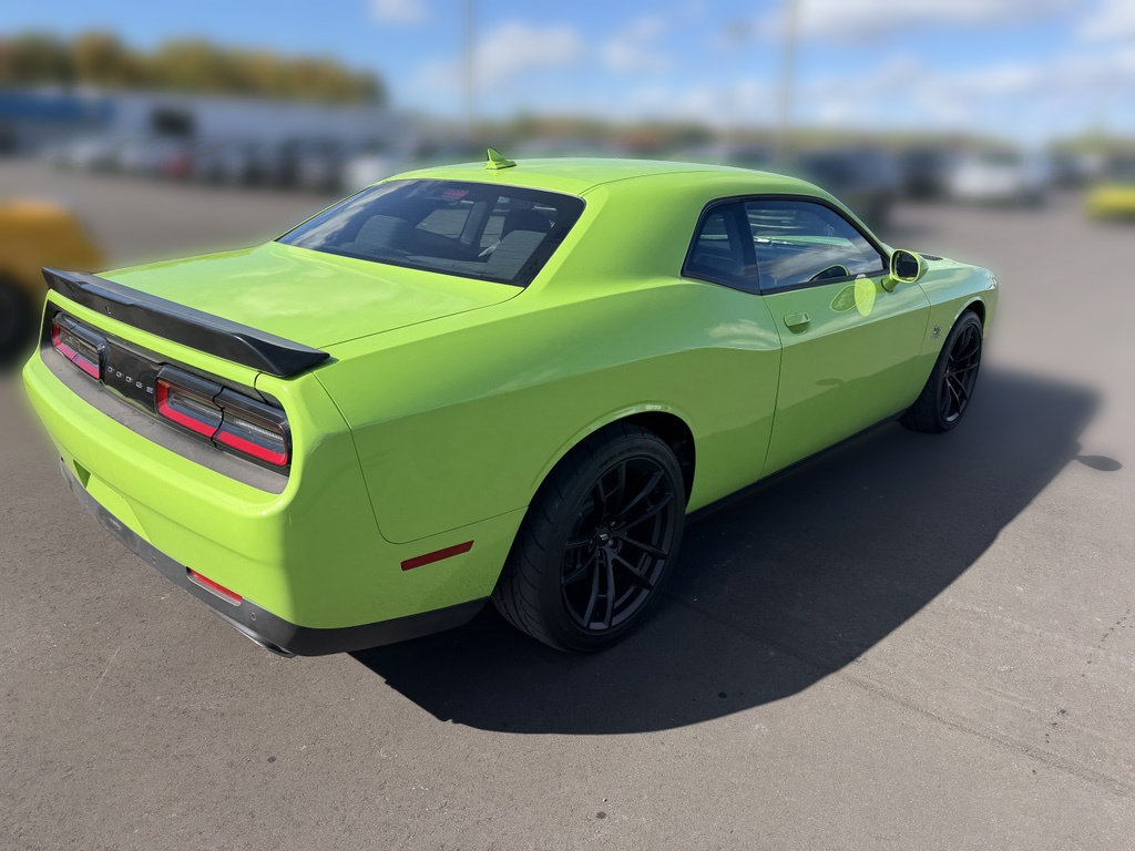 Used 2023 Dodge Challenger R/T Scat Pack RWD image 6