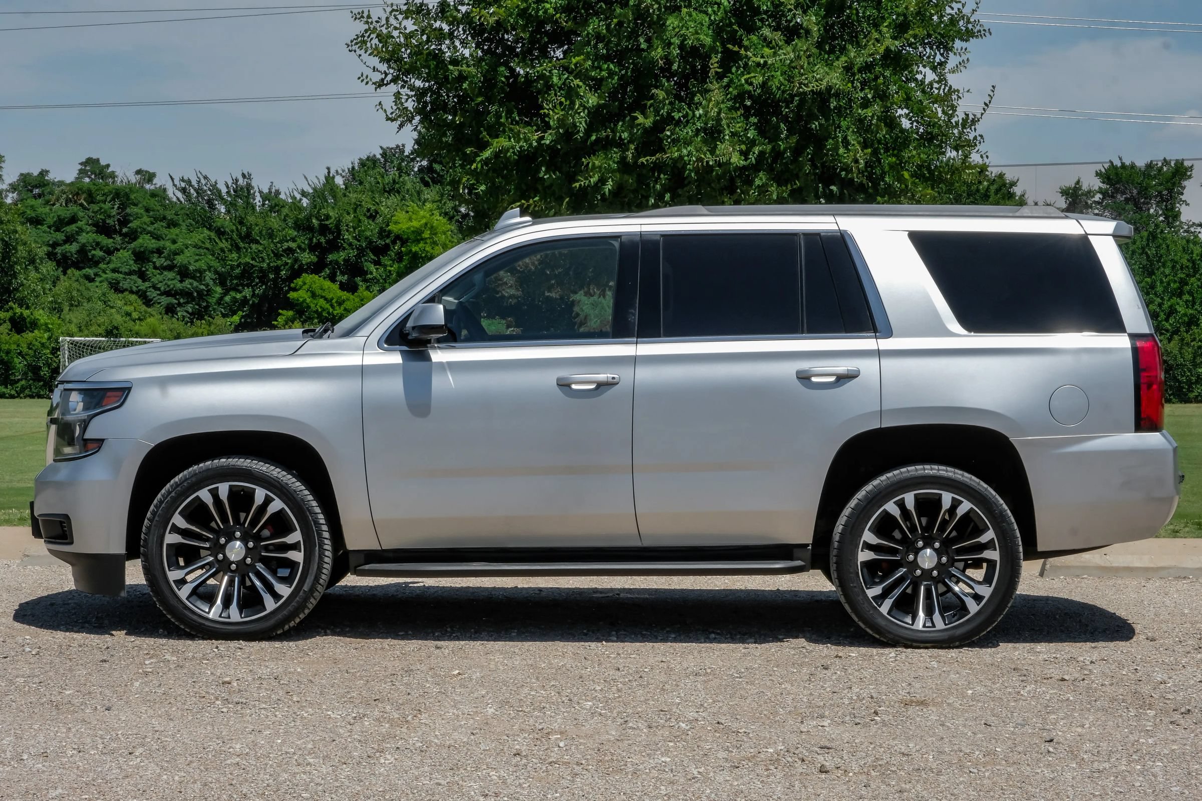 Used 2017 Chevrolet Tahoe LS AWD/4WD image 12