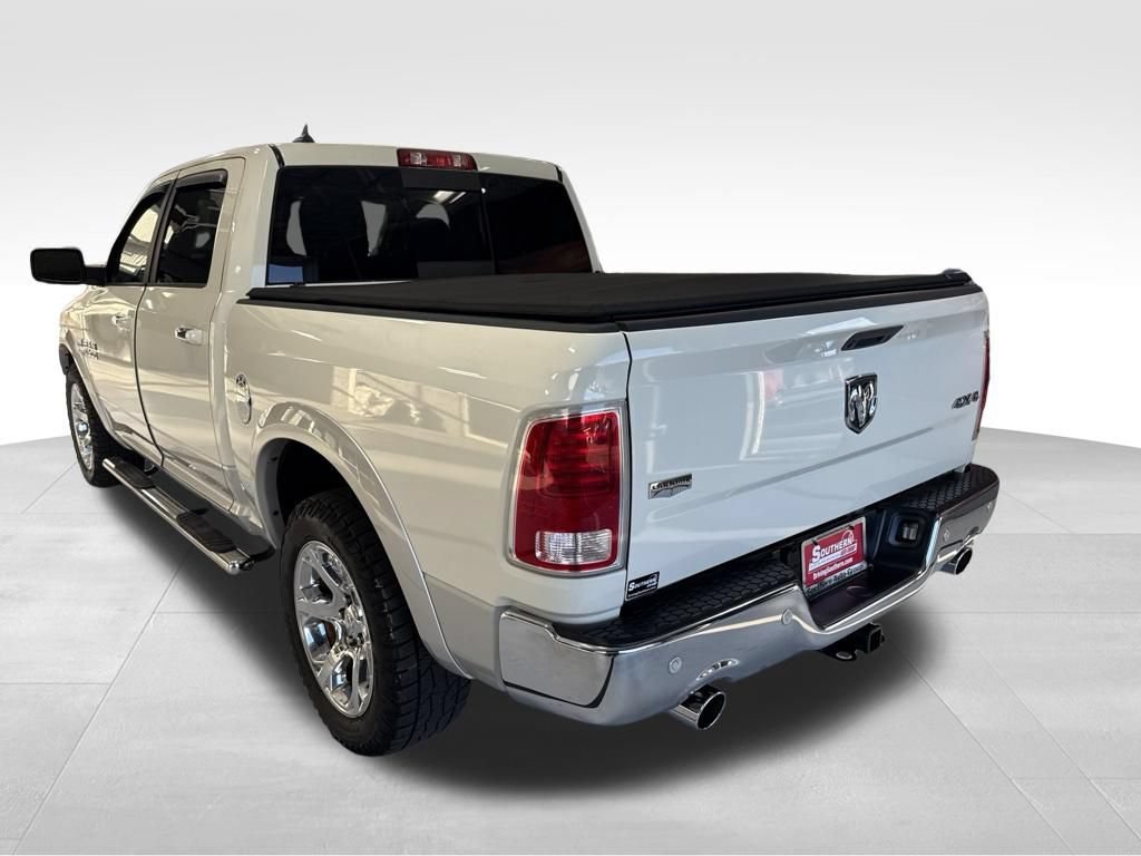 Used 2017 RAM 1500 Laramie w/ Convenience Group AWD/4WD image 5