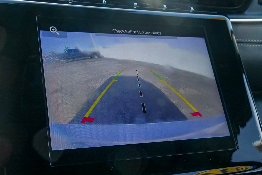 Used 2023 Jeep Grand Cherokee L Laredo image 24