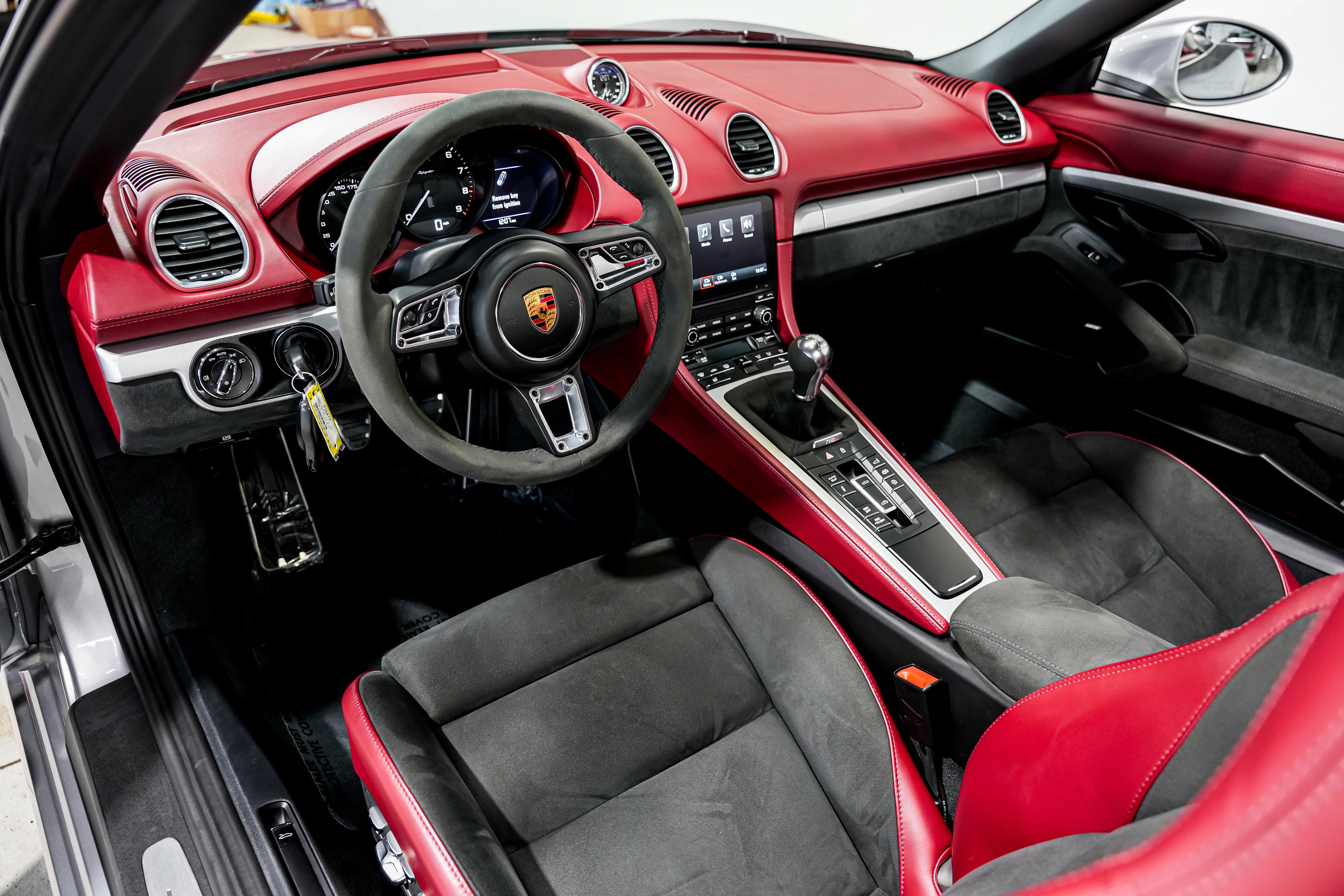 Used 2022 Porsche 718 Boxster Spyder image 10