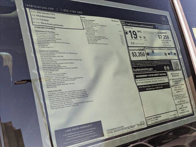 Used 2025 Land Rover Defender 110 S image 20