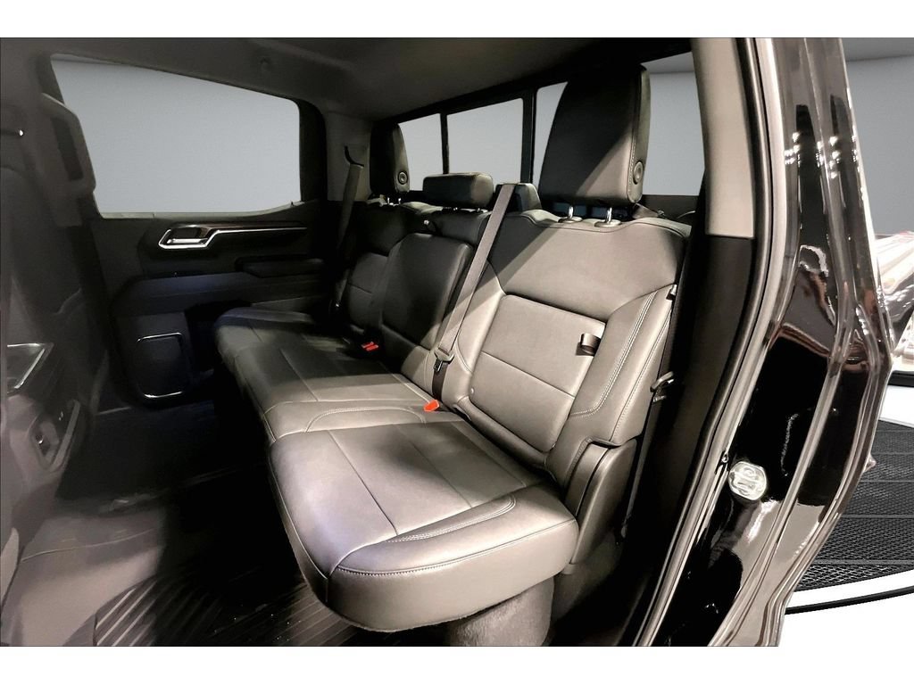 New 2026 Chevrolet Silverado 1500 RST w/ RST All Star Premium Package AWD/4WD image 11