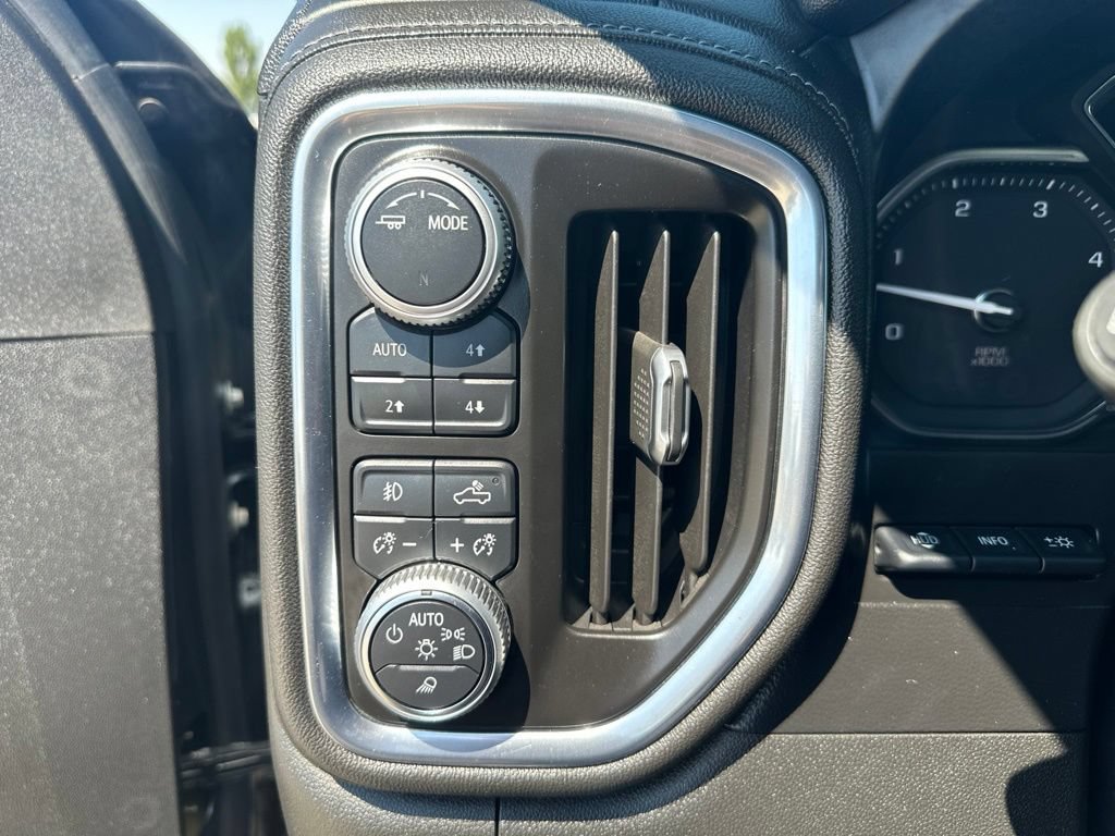 Certified 2020 GMC Sierra 3500 Denali w/ Denali Ultimate Package AWD/4WD image 13
