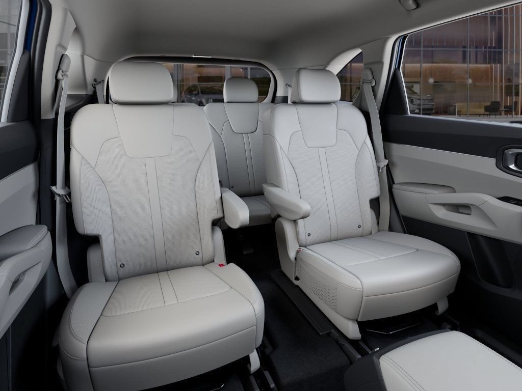 New 2025 Kia Sorento EX AWD/4WD image 17