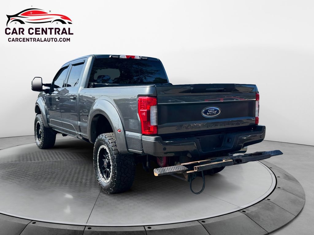 Used 2018 Ford F250 Lariat w/ Lariat Ultimate Package image 3