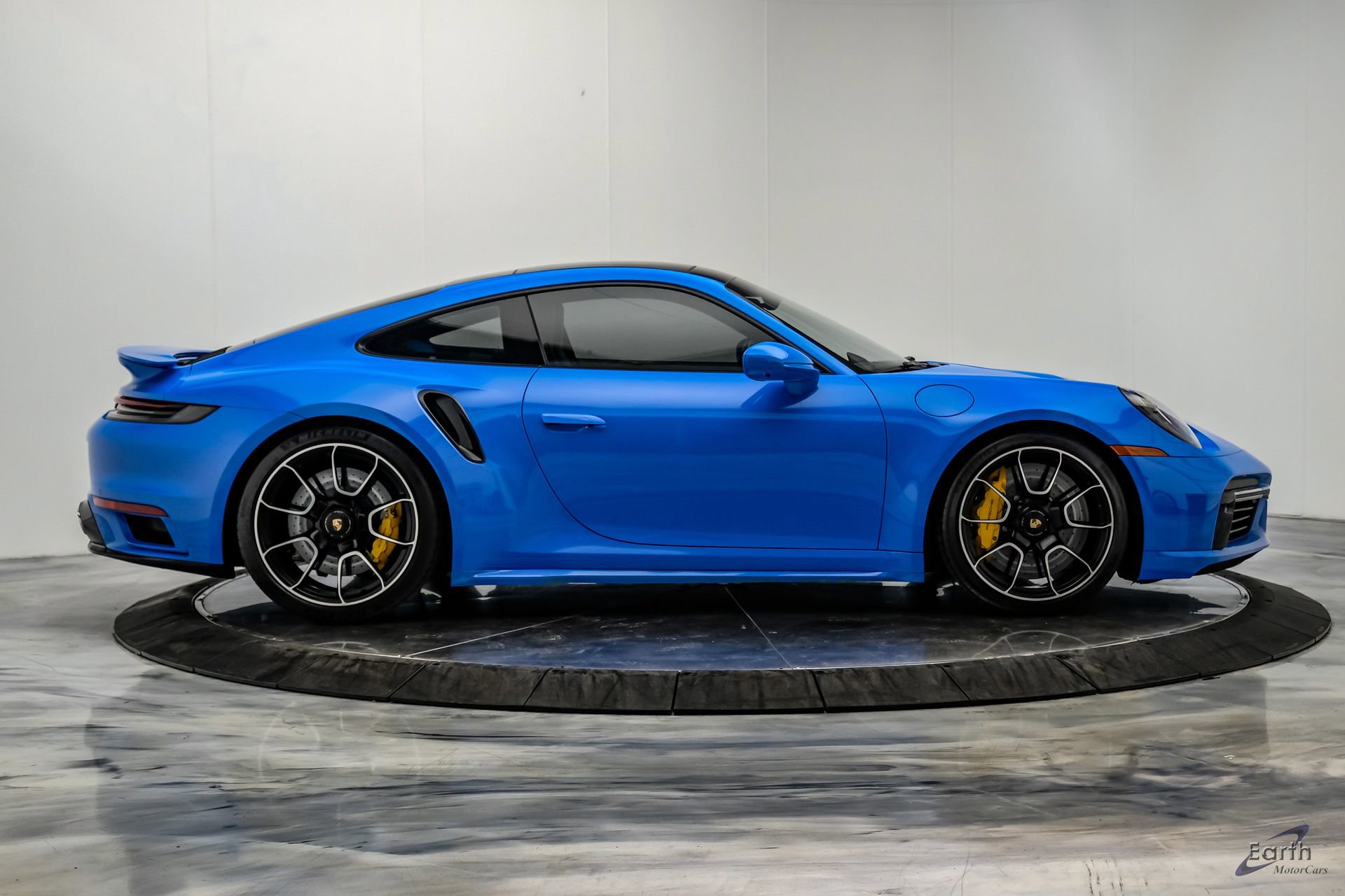 Used 2022 Porsche 911 Turbo S image 23