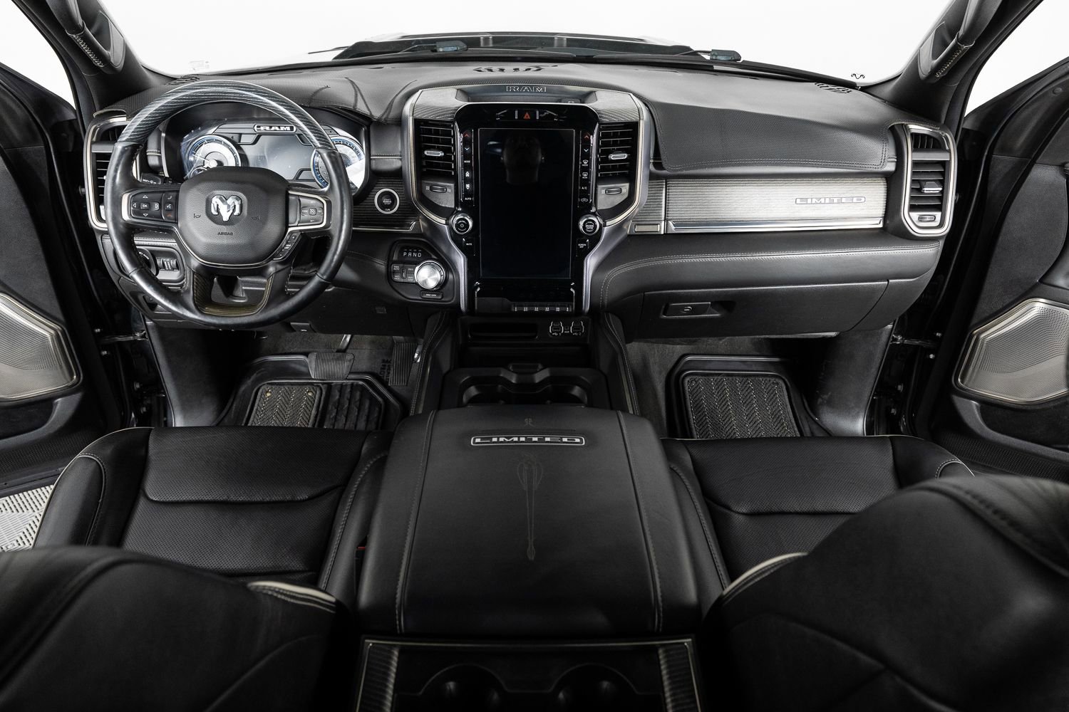 Used 2020 RAM 1500 Limited w/ Black Appearance Package image 35