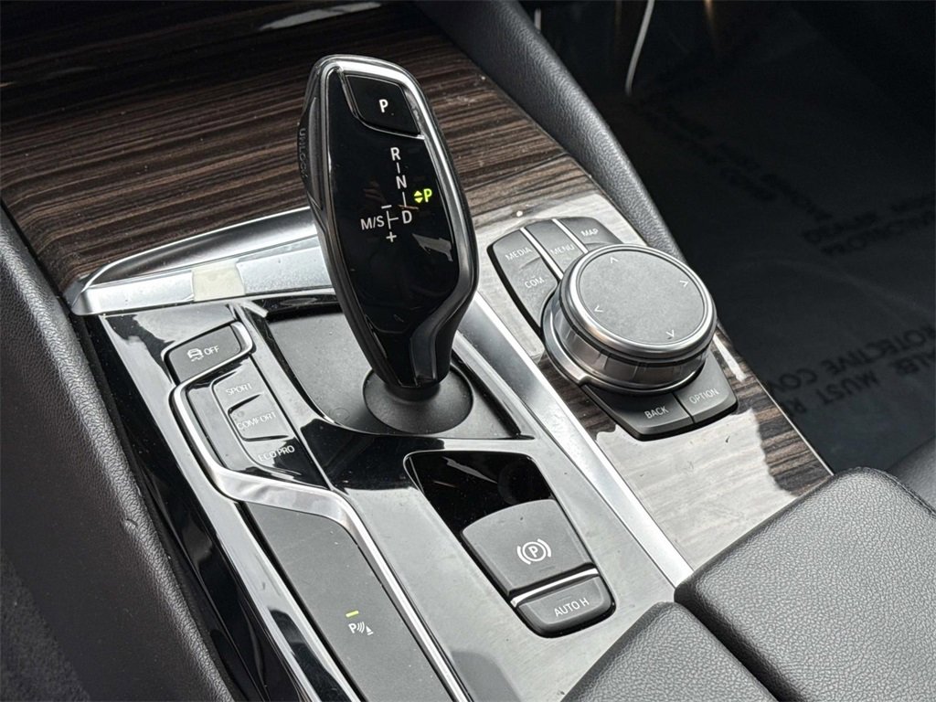 Used 2018 BMW 530i xDrive image 25