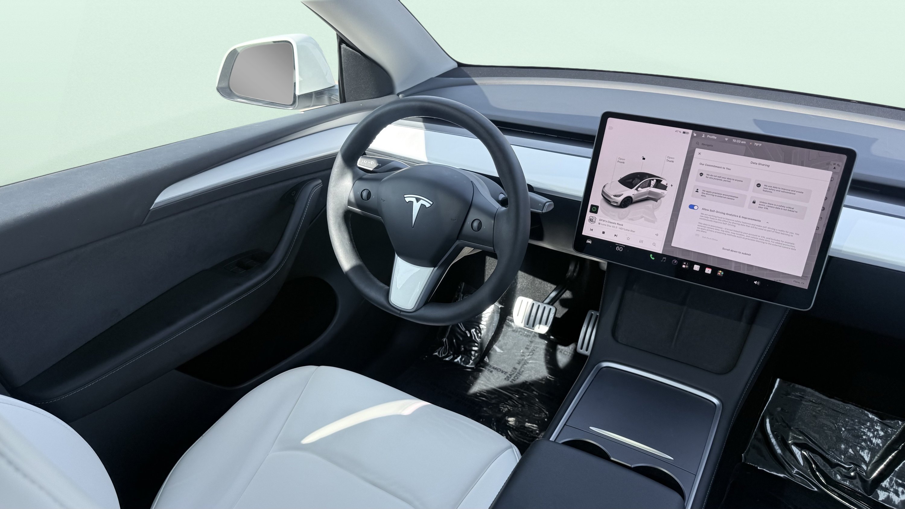 Used 2023 Tesla Model Y Long Range AWD/4WD image 31