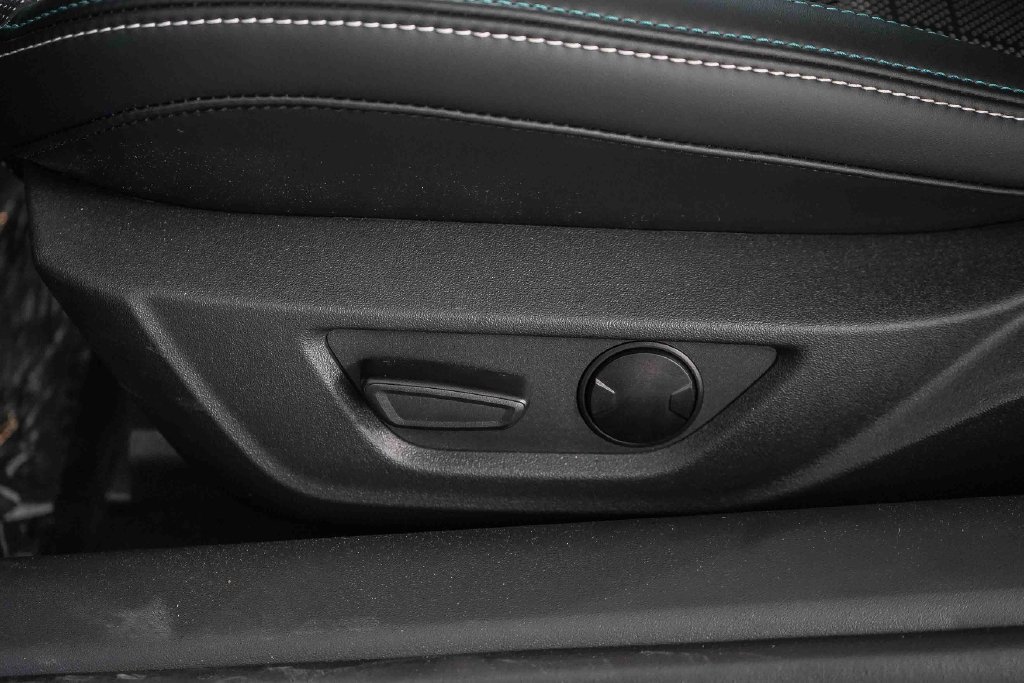 New 2026 Ford Mustang GT Premium w/ GT Performance Package RWD image 19
