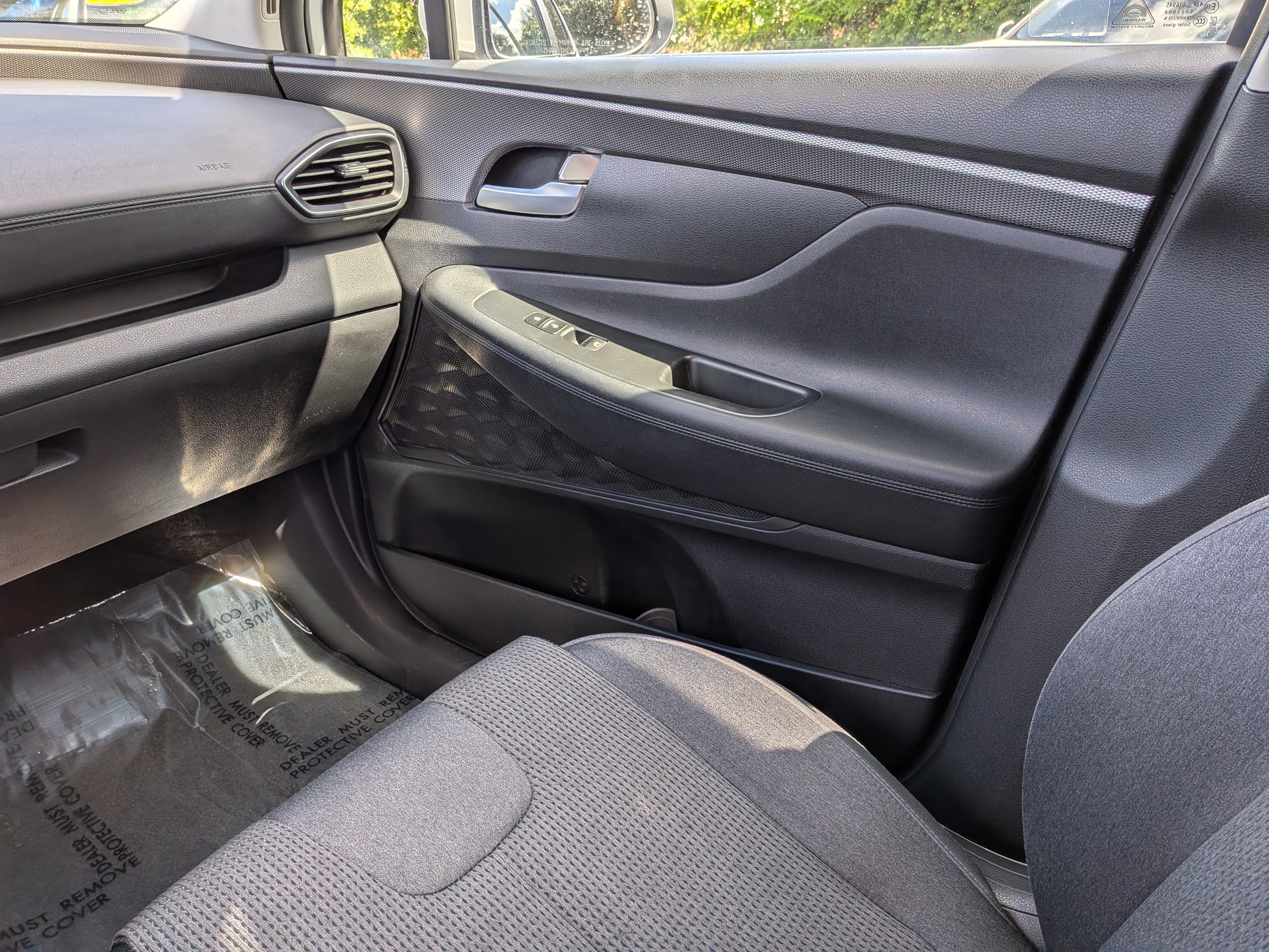 Used 2019 Hyundai Santa Fe SE AWD/4WD image 19