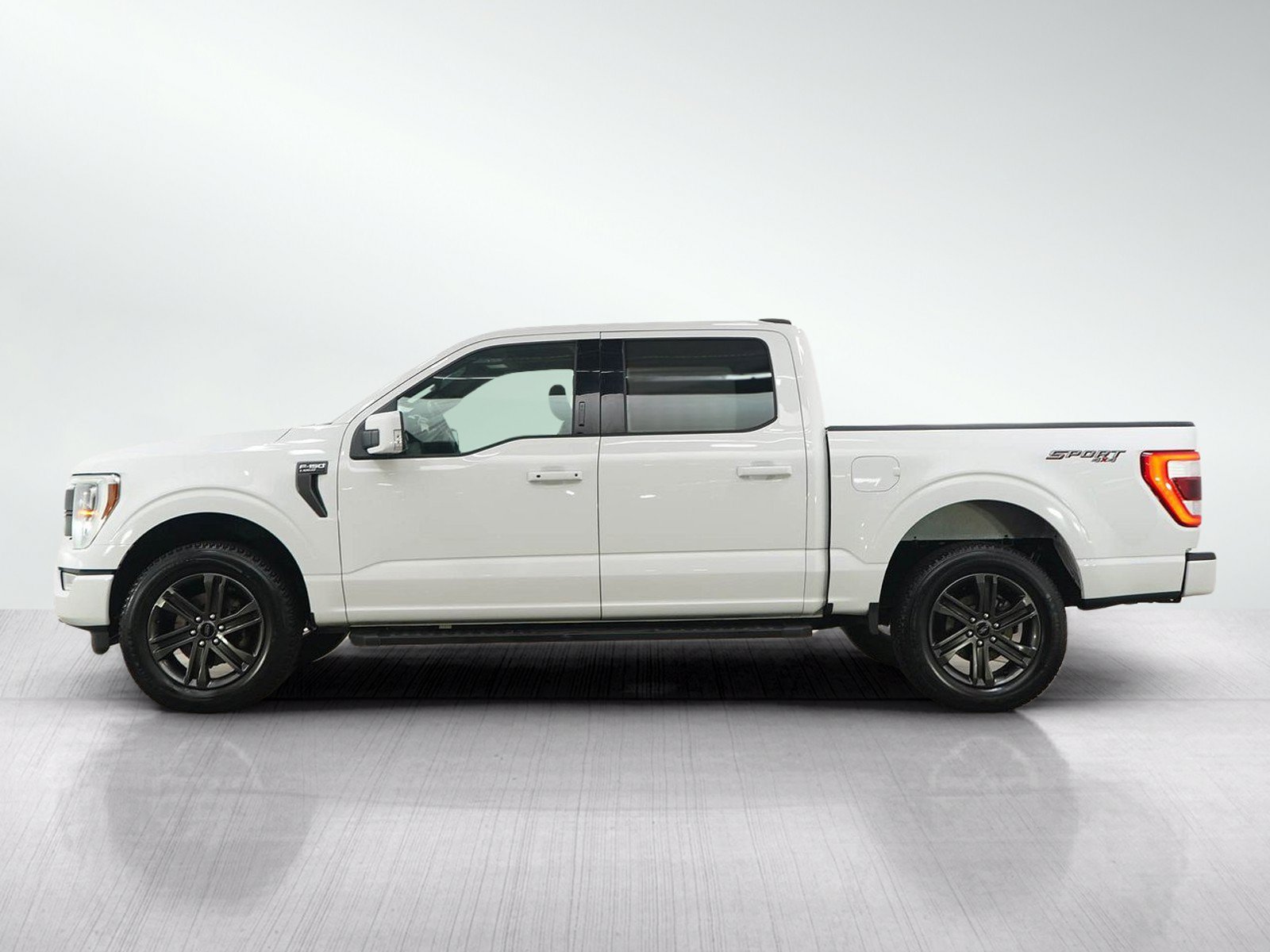 Used 2021 Ford F150 Lariat w/ Equipment Group 502A High AWD/4WD image 2