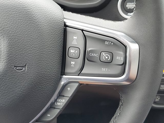 New 2026 RAM 1500 Laramie w/ Sport Appearance Package AWD/4WD image 22