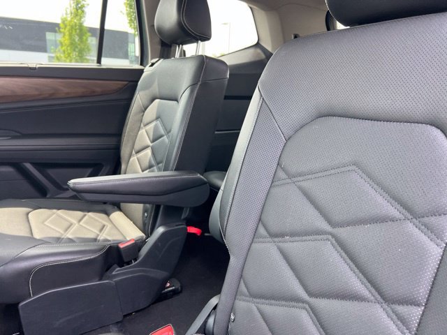 Used 2024 Volkswagen Atlas SE FWD image 30