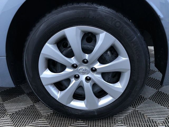 Used 2023 Toyota Corolla LE image 17