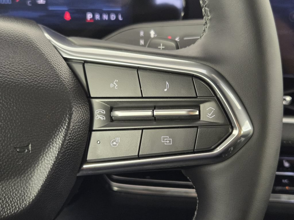 New 2026 Chevrolet Equinox LT w/ Convenience Package II FWD image 32