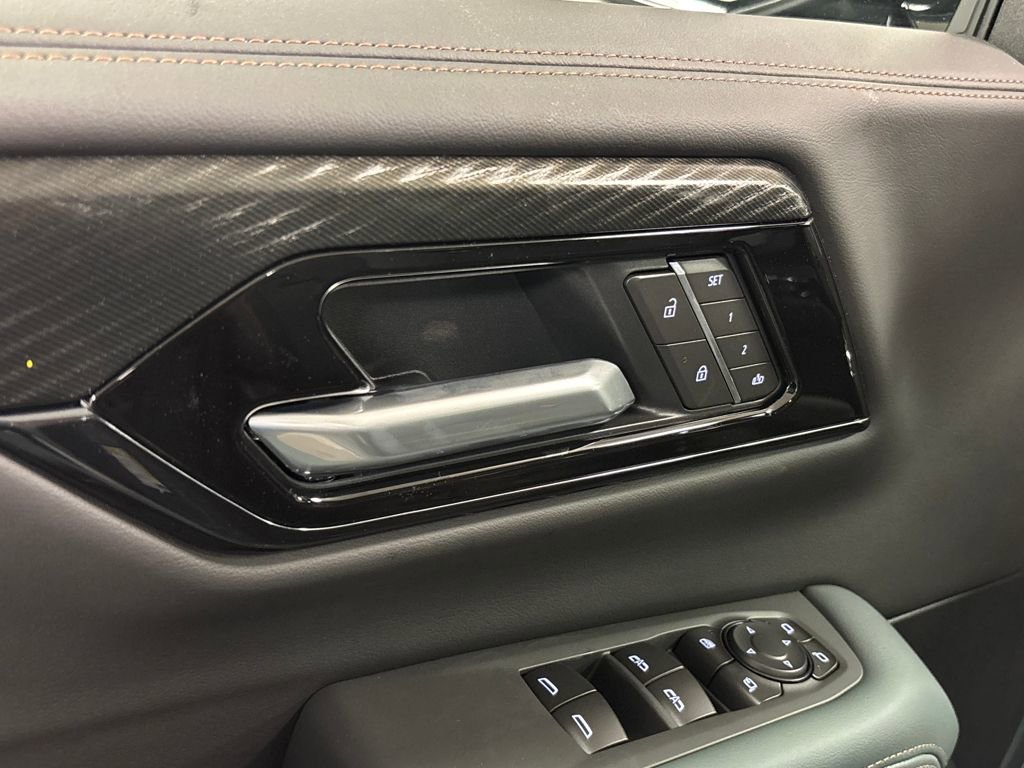 New 2026 GMC Yukon AT4 w/ AT4 Premium Package image 24