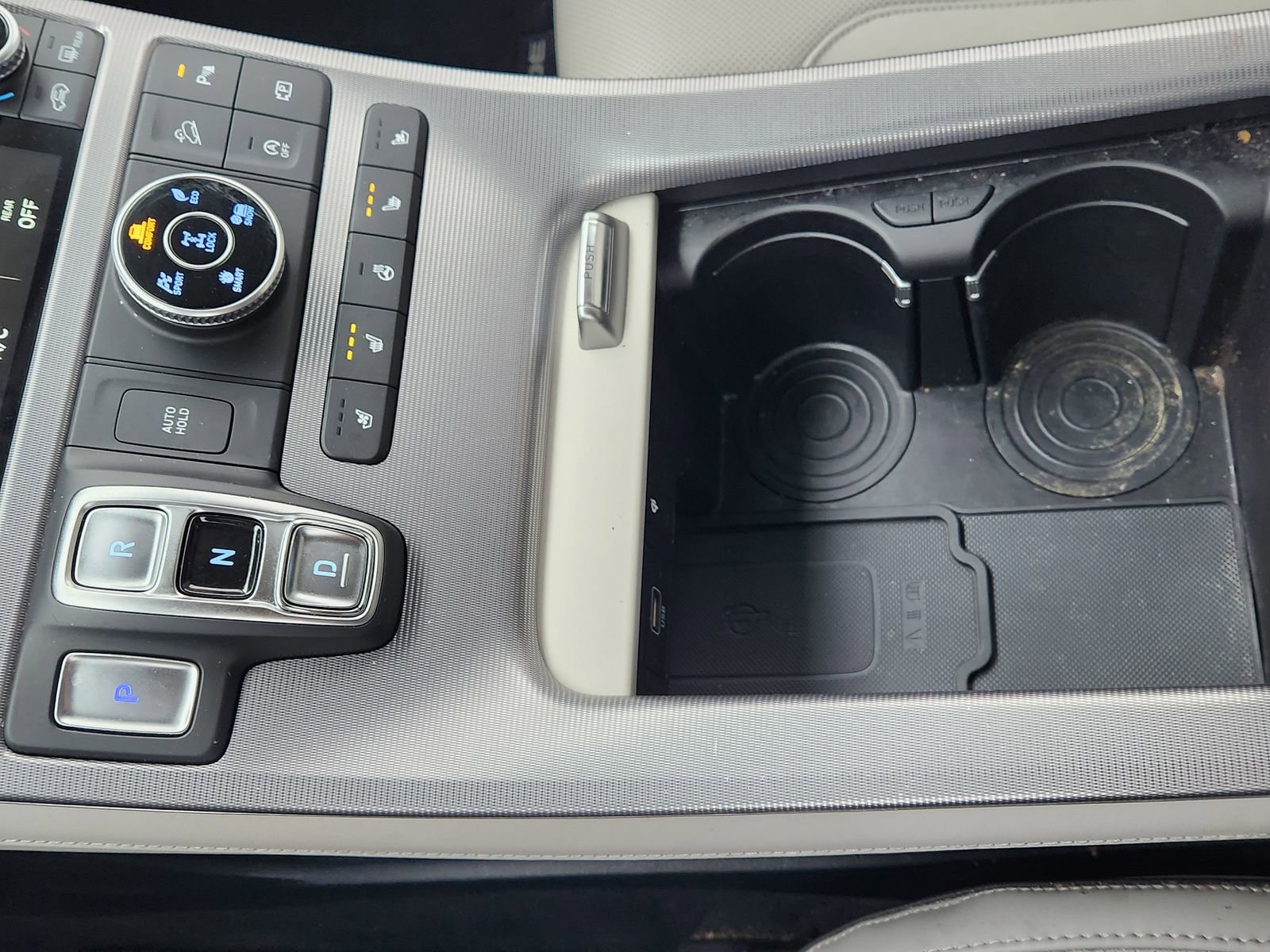 Used 2023 Hyundai Palisade Calligraphy image 24