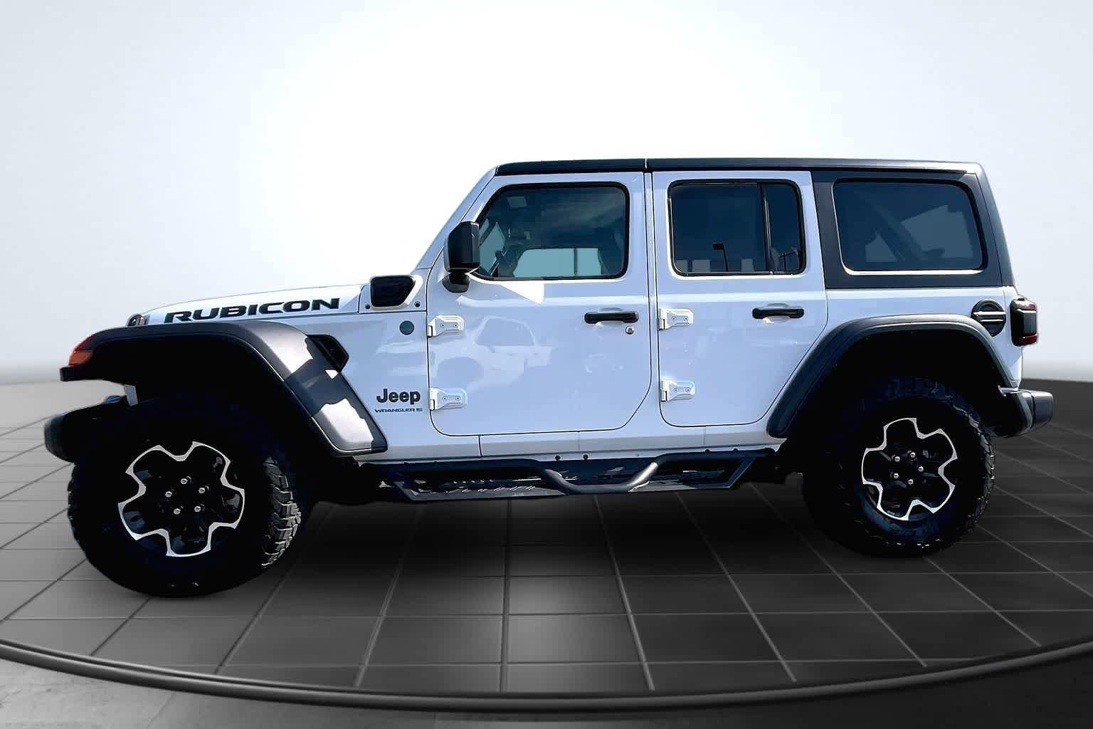 Used 2023 Jeep Wrangler Unlimited Rubicon 4xe w/ Cold Weather Group AWD/4WD image 3