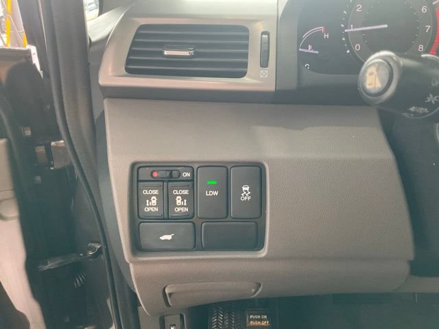 Used 2016 Honda Odyssey EX-L image 9