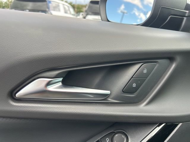 New 2026 Chevrolet Equinox LT w/ Convenience Package II image 12