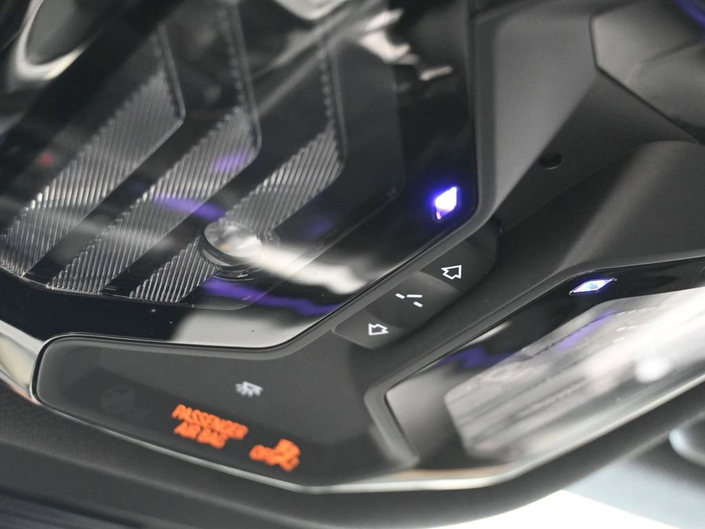 Used 2024 BMW 530i xDrive image 27