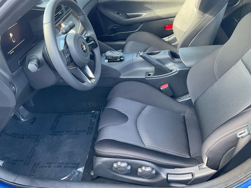 Used 2025 Nissan Z Sport w/ Floor Mat Package image 12