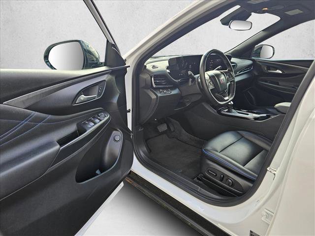 Used 2024 Buick Envista Sport Touring w/ Convenience I Package image 17