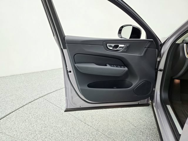 New 2026 Volvo XC60 B5 Plus w/ Protection Package Premier AWD/4WD image 23