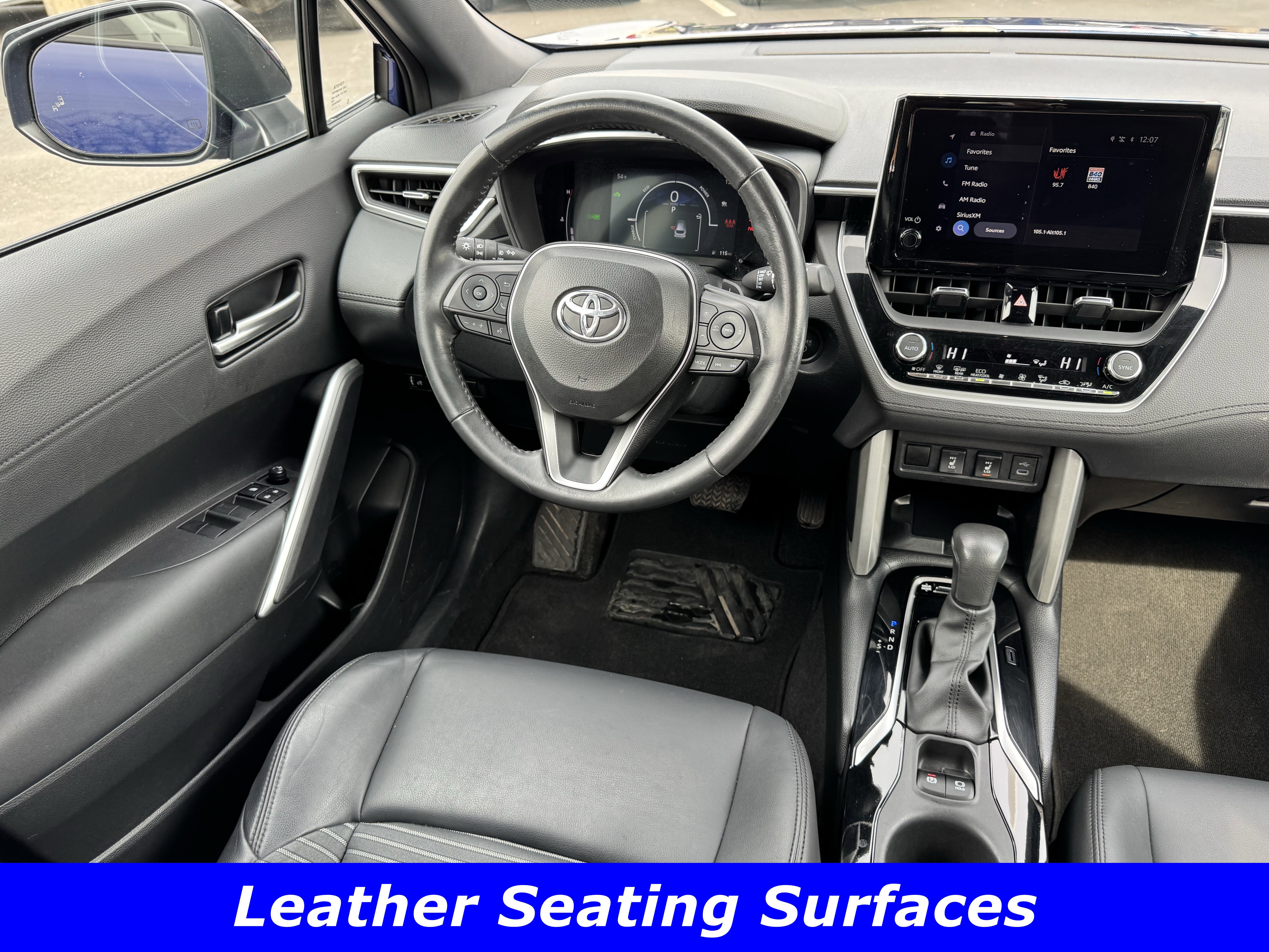 Used 2024 Toyota Corolla Cross XSE w/ Convenience Package image 4