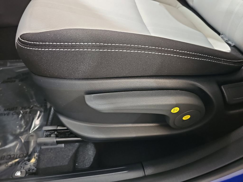 New 2026 Hyundai Venue SEL FWD image 27