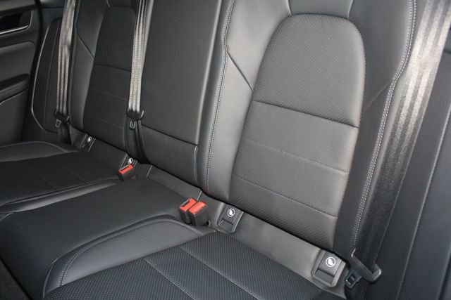 New 2026 Porsche Macan 4 Electric image 22