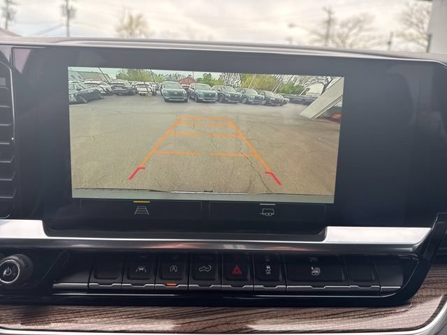 Used 2026 Chevrolet Silverado 1500 LT AWD/4WD image 14