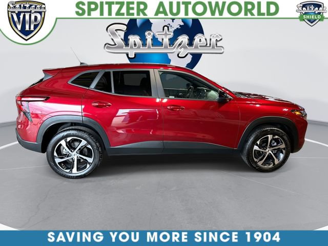 Used 2024 Chevrolet Trax RS w/ Driver Confidence Package image 11