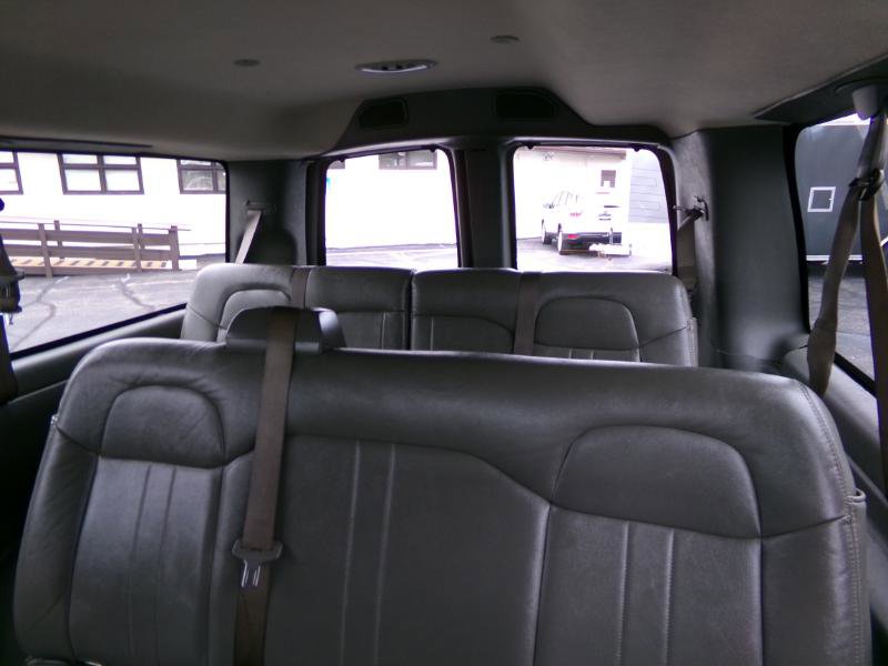 Used 2019 GMC Savana 3500 LS w/ Cold Climate Package image 29