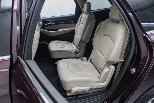 Certified 2018 Buick Enclave Essence FWD image 20