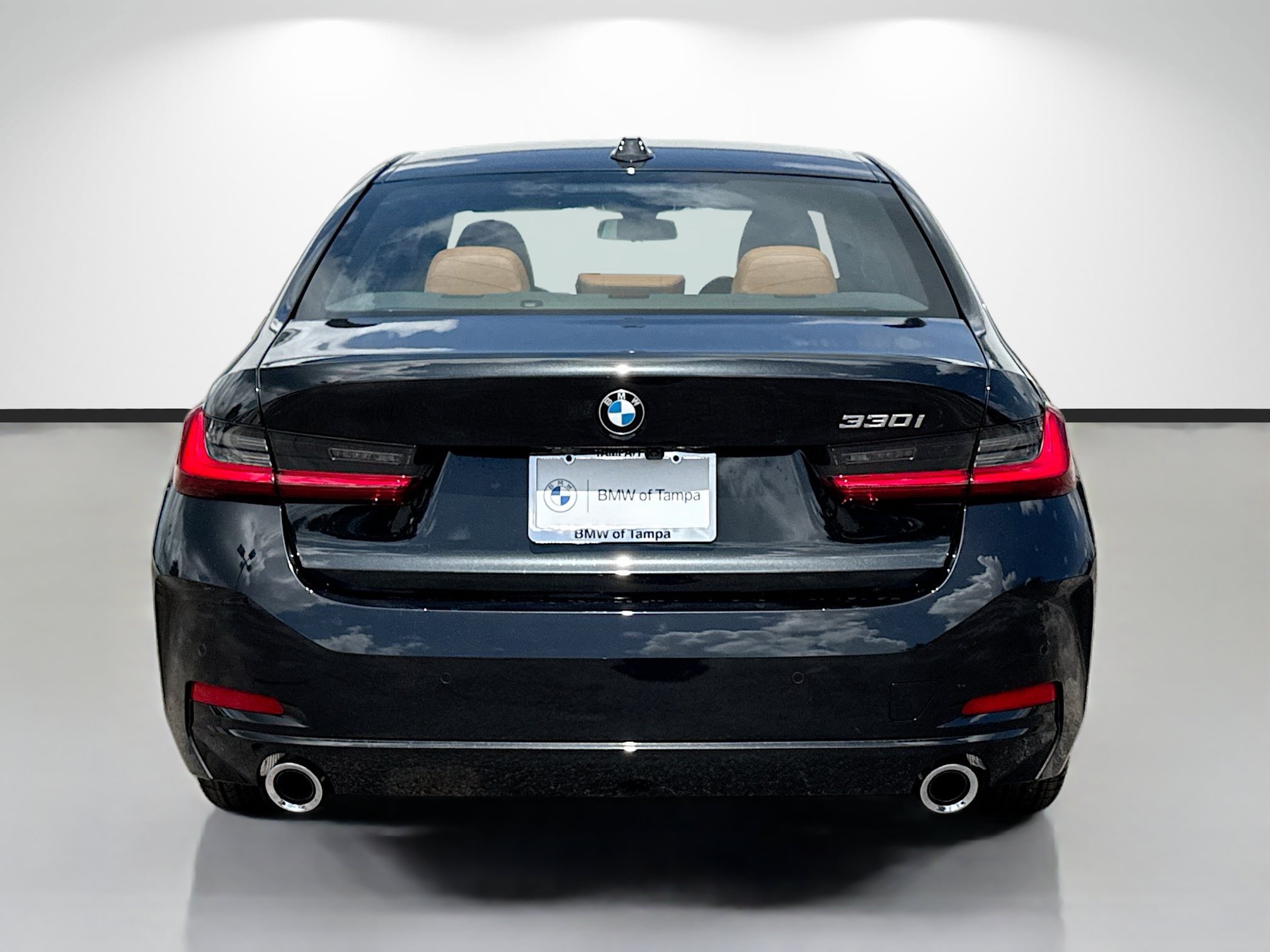 New 2026 BMW 330i Sedan w/ Convenience Package RWD image 4