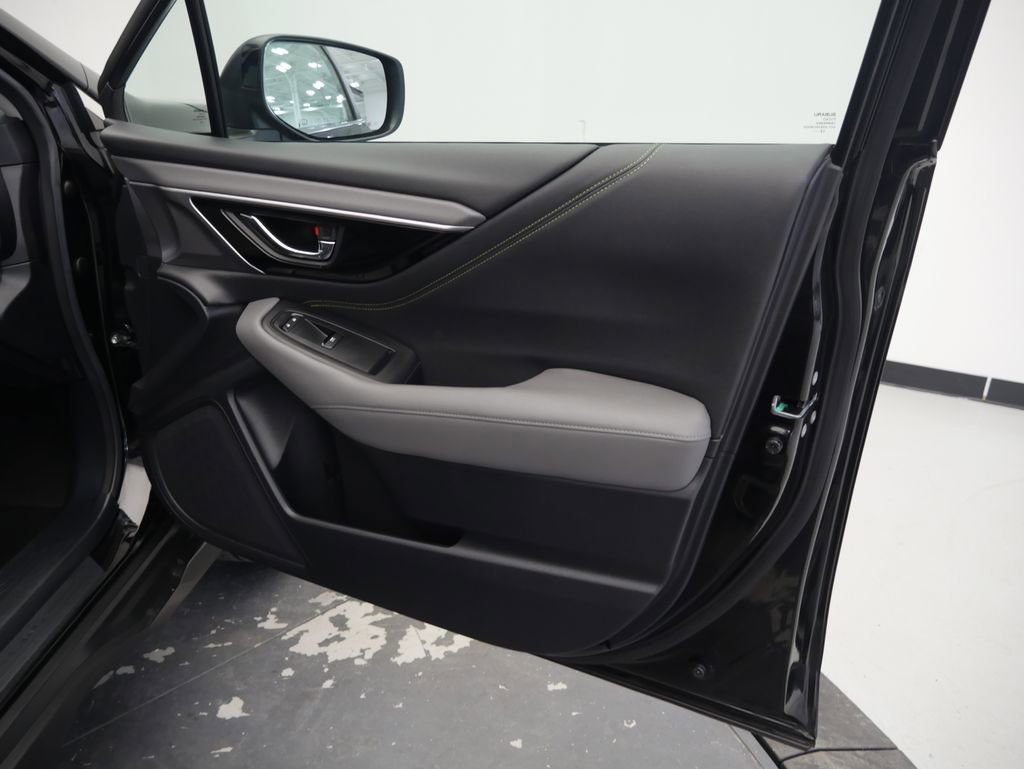 Used 2020 Subaru Outback Onyx Edition XT image 25