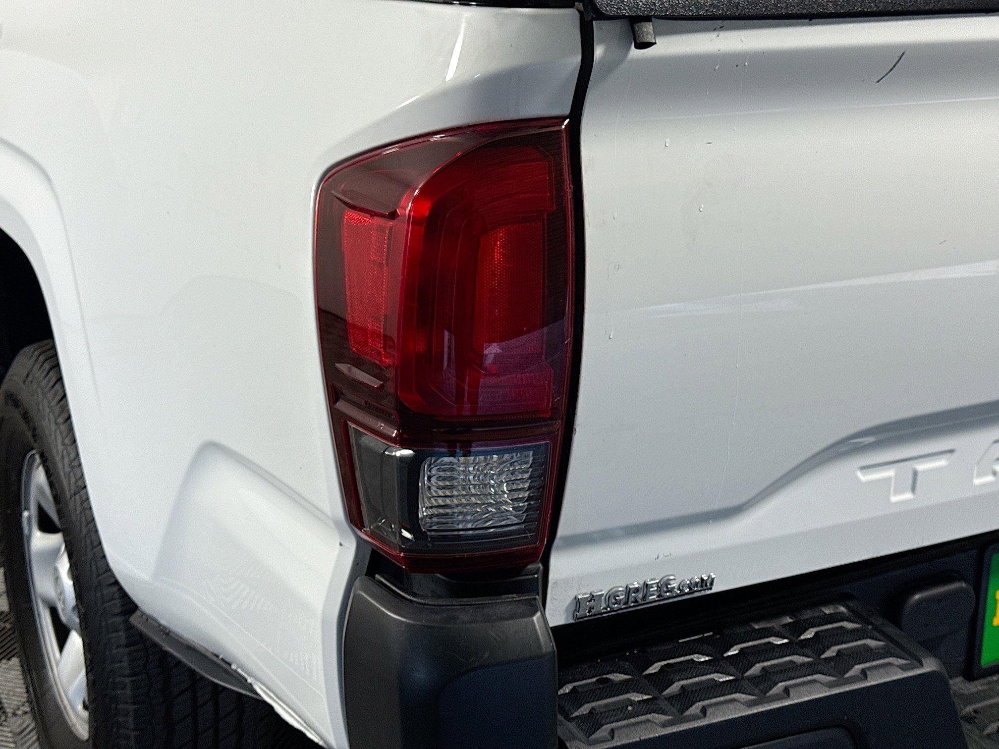 Used 2022 Toyota Tacoma SR image 35