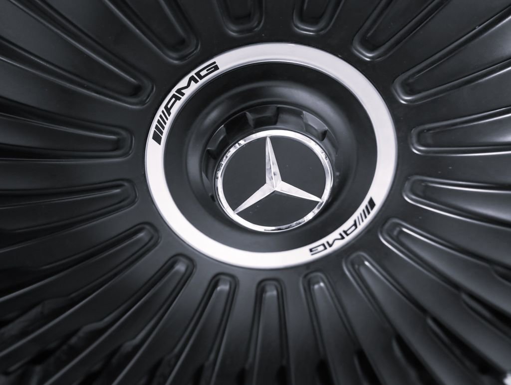 Used 2023 Mercedes-Benz EQS AMG 4MATIC image 9