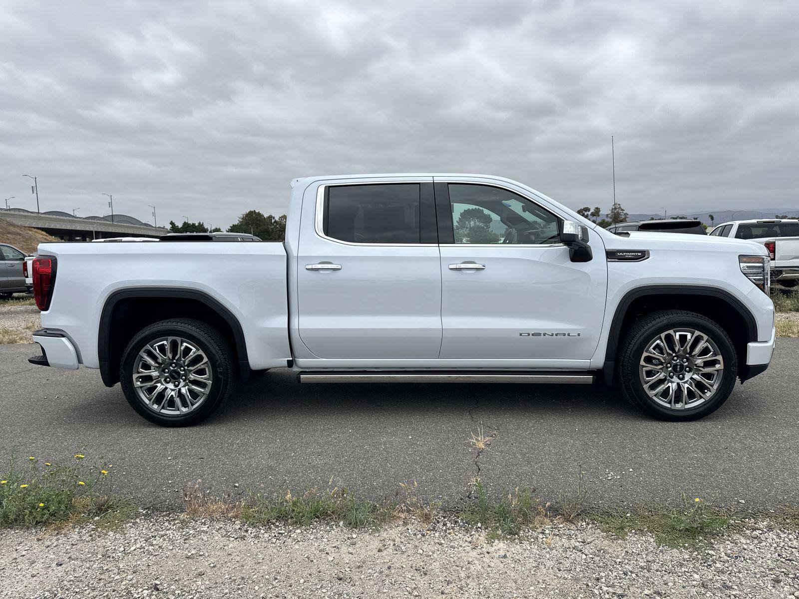 New 2026 GMC Sierra 1500 Denali Ultimate AWD/4WD image 3