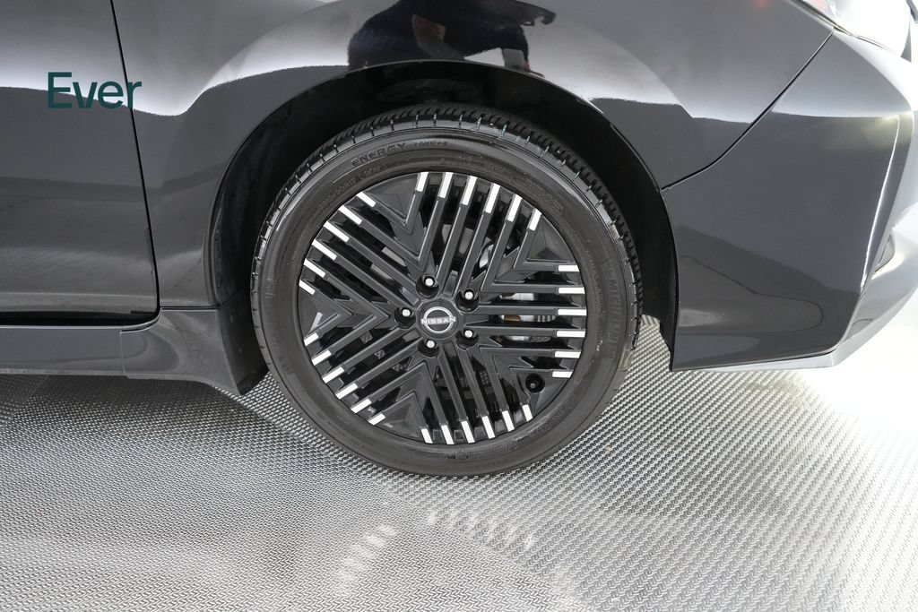Used 2024 Nissan Leaf SV Plus FWD image 17