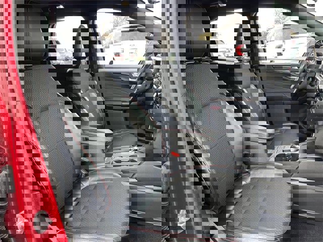 Used 2025 Ford Escape ST-Line image 25